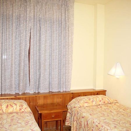 Apartamentos Pessets Adelaida Sort Extérieur photo