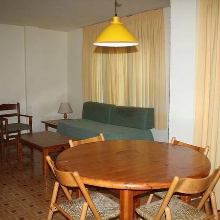 Apartamentos Pessets Adelaida Sort Extérieur photo