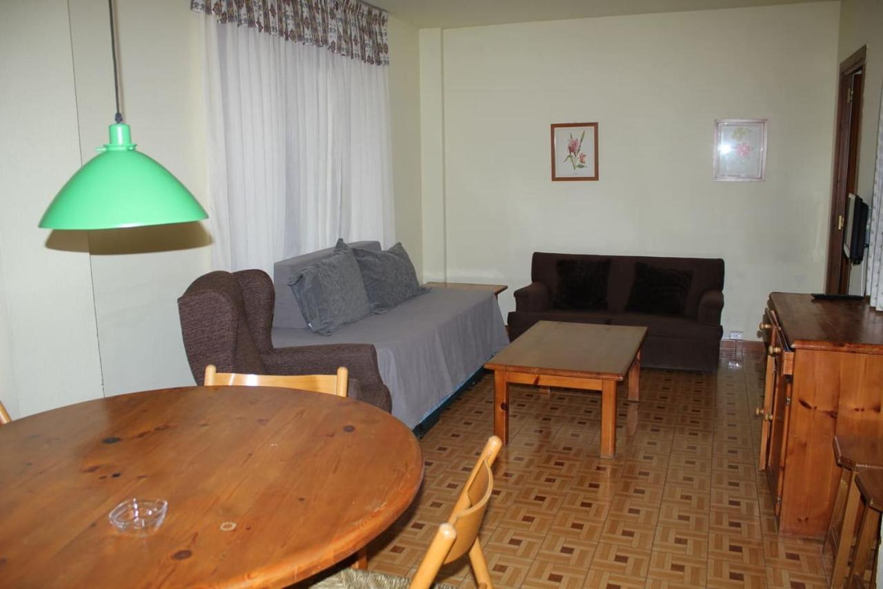 Apartamentos Pessets Adelaida Sort Extérieur photo