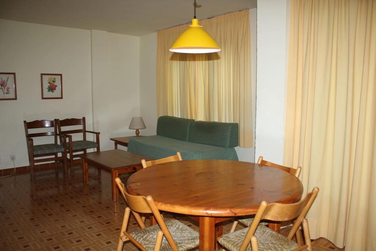 Apartamentos Pessets Adelaida Sort Extérieur photo